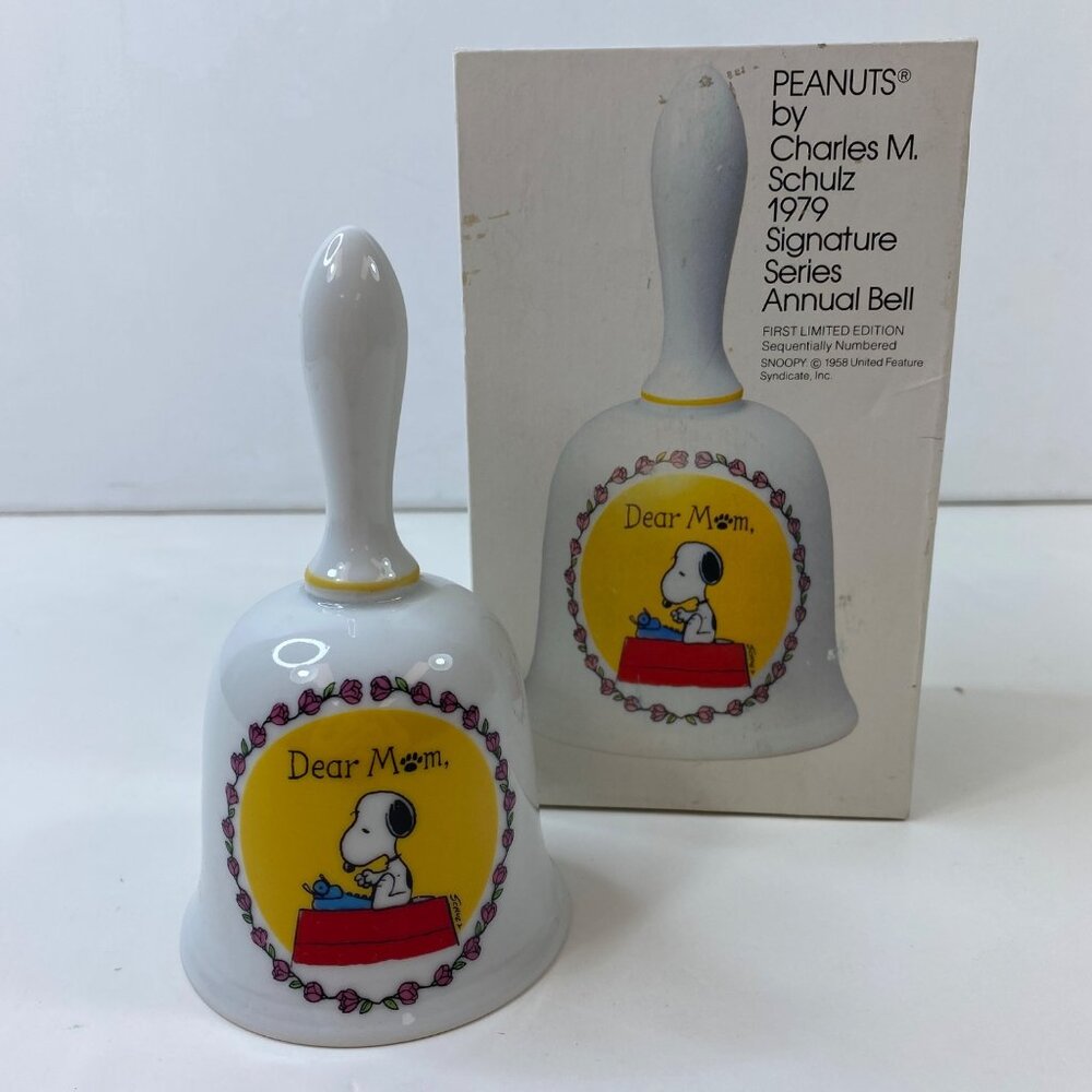 Schmid Peanuts 1979 Charles Schulz Signature Bell Dear Mom Limited Edition